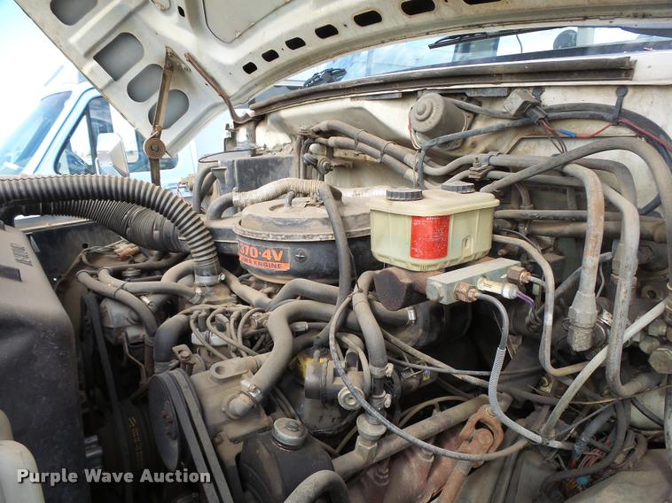 image for item DA9903 1986 Ford F700 digger derrick truck