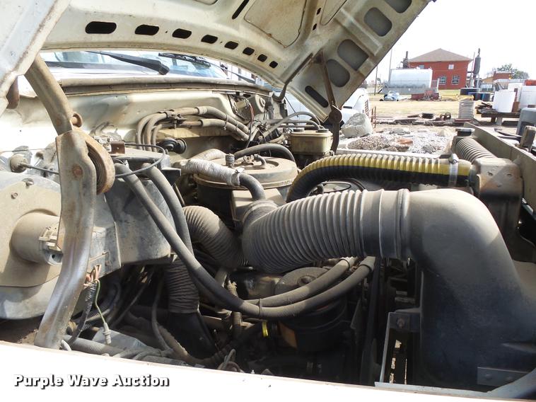 image for item DA9903 1986 Ford F700 digger derrick truck