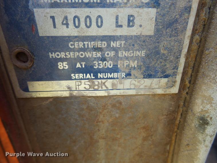 image for item DA9904 1953 Chevrolet 4400 flatbed truck