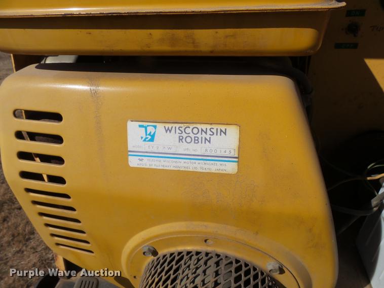 image for item DA9906 Bomag AR6 hot patch chip spreader