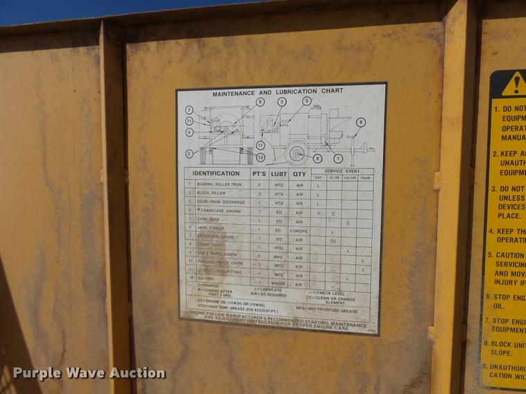 image for item DA9906 Bomag AR6 hot patch chip spreader