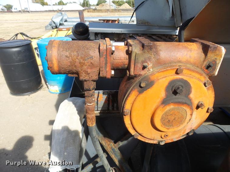 image for item DA9909 Larson 509 stainless steel spreader