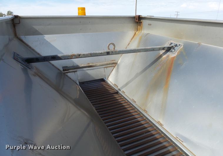 image for item DA9909 Larson 509 stainless steel spreader