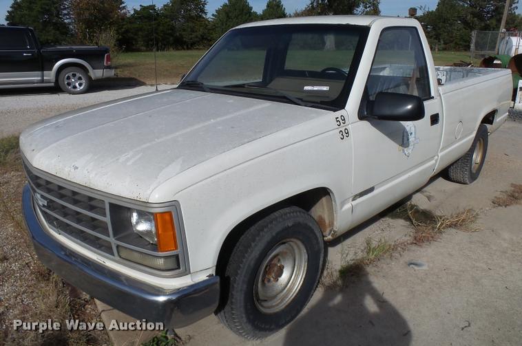 image for item DA9951 1989 Chevrolet 1500 pickup truck