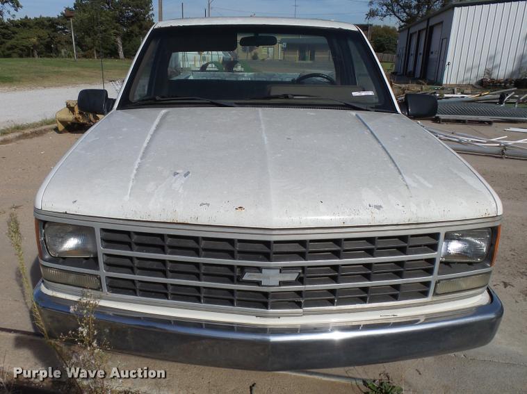 image for item DA9951 1989 Chevrolet 1500 pickup truck