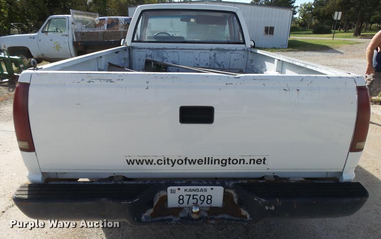 image for item DA9951 1989 Chevrolet 1500 pickup truck