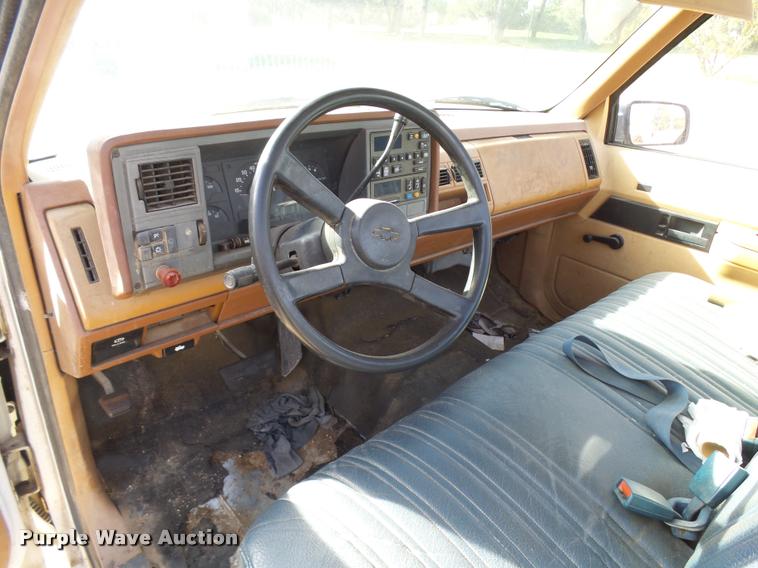 image for item DA9951 1989 Chevrolet 1500 pickup truck