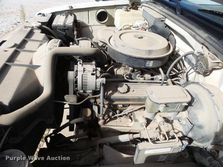 image for item DA9951 1989 Chevrolet 1500 pickup truck