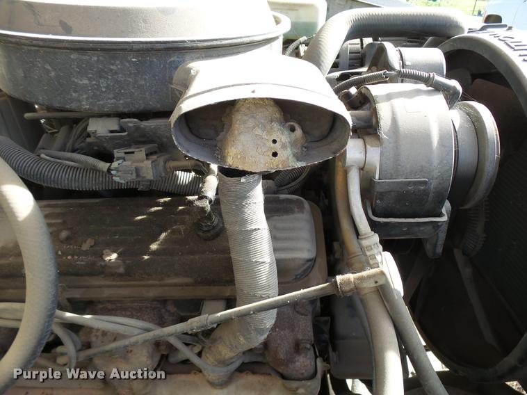 image for item DA9951 1989 Chevrolet 1500 pickup truck