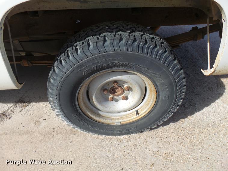 image for item DA9951 1989 Chevrolet 1500 pickup truck