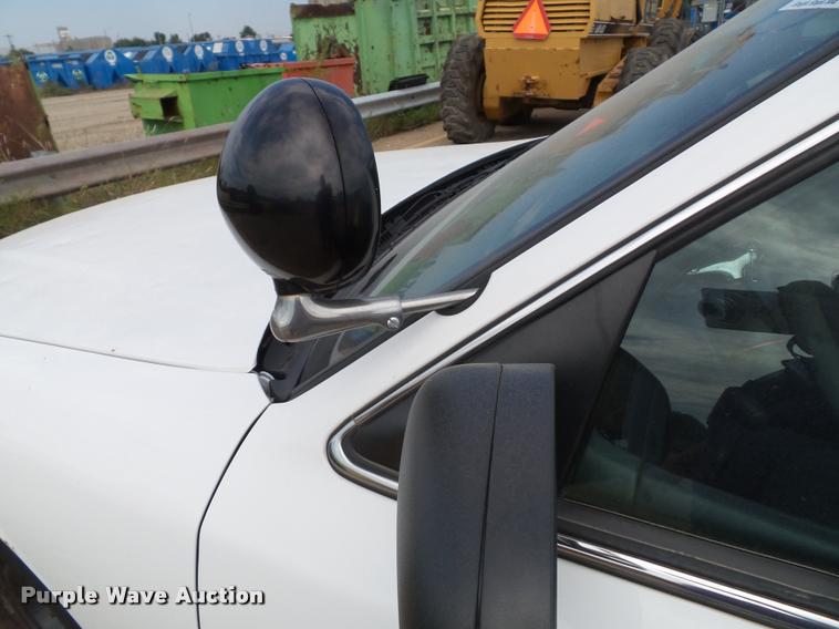 image for item J4762 2000 Ford Crown Victoria Police Interceptor