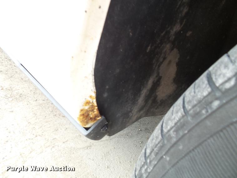 image for item J4762 2000 Ford Crown Victoria Police Interceptor