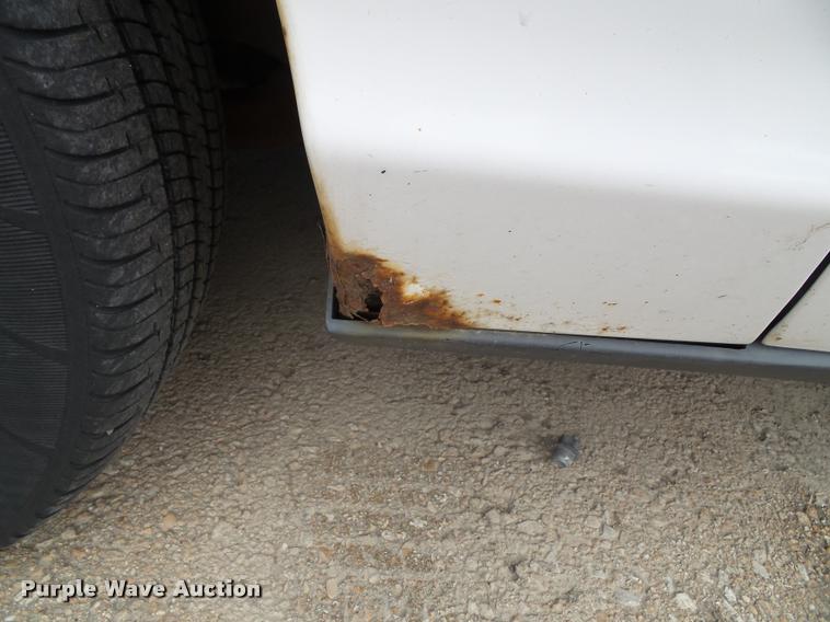 image for item J4762 2000 Ford Crown Victoria Police Interceptor