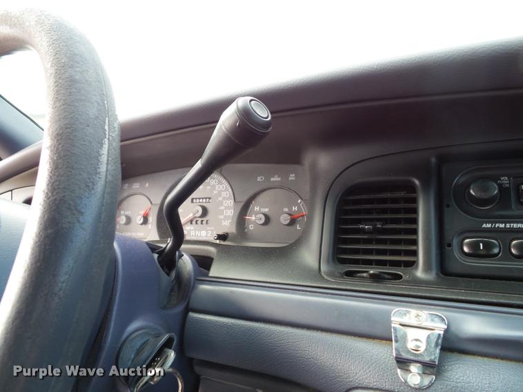 image for item J4762 2000 Ford Crown Victoria Police Interceptor