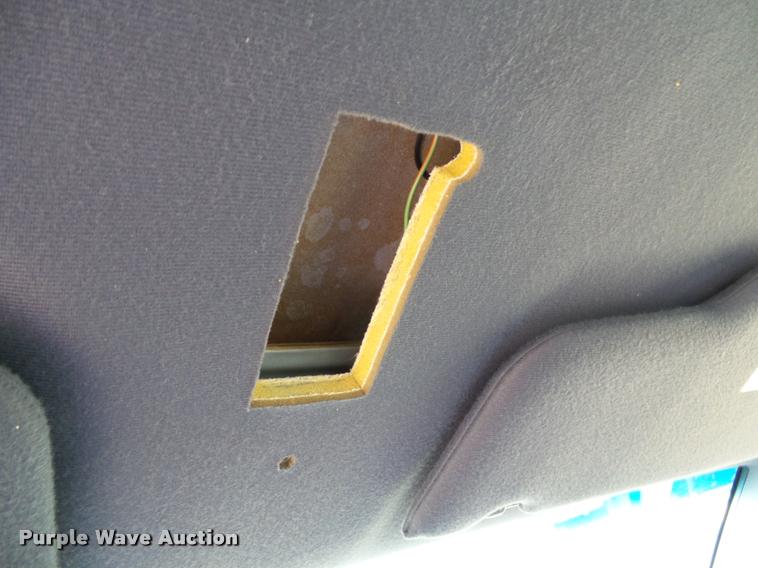 image for item J4762 2000 Ford Crown Victoria Police Interceptor