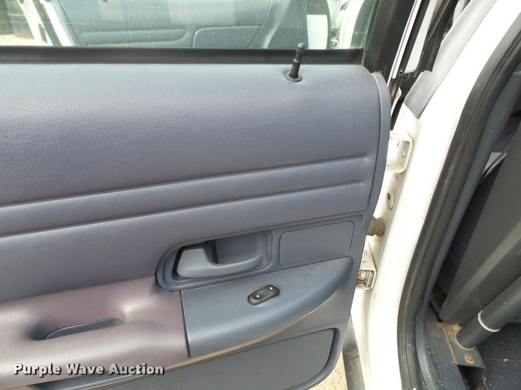 image for item J4762 2000 Ford Crown Victoria Police Interceptor