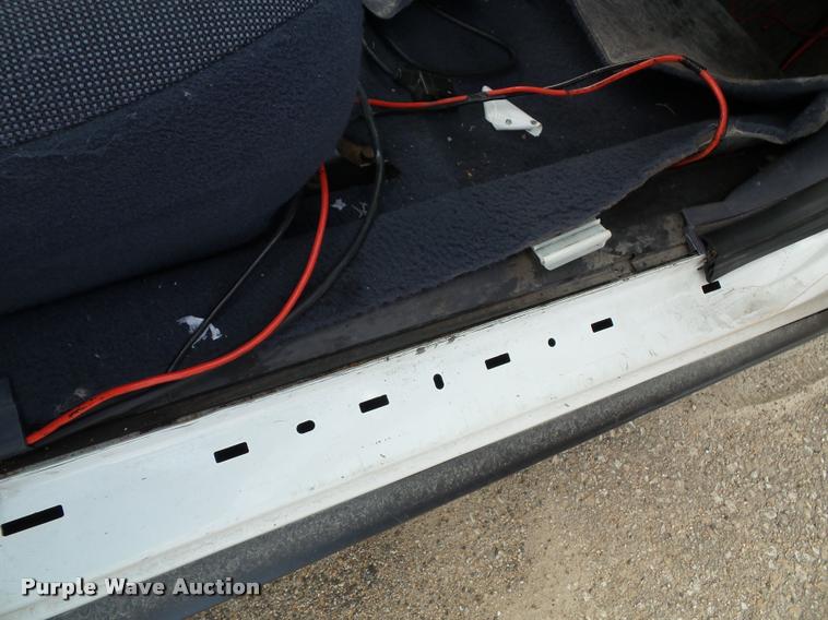 image for item J4762 2000 Ford Crown Victoria Police Interceptor