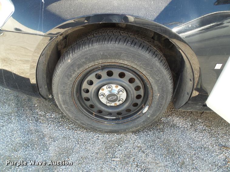 image for item J5742 2008 Chevrolet Impala Police