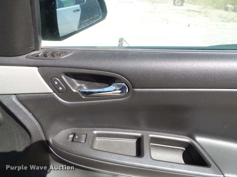 image for item J5742 2008 Chevrolet Impala Police