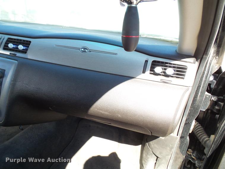 image for item J5742 2008 Chevrolet Impala Police