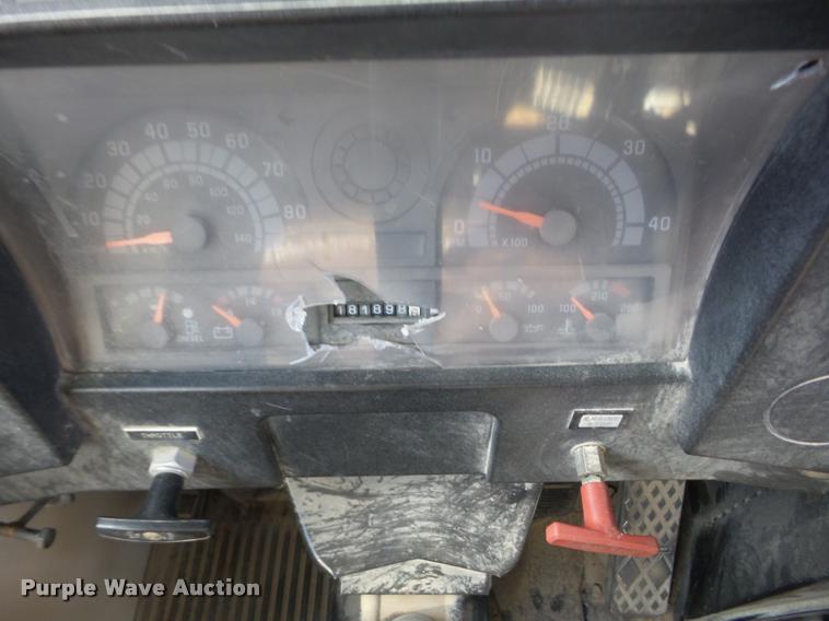 image for item J8730 1997 Blue Bird TC2000 school bus