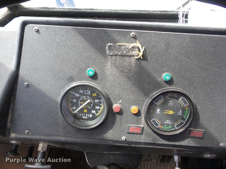 image for item J8731 1993 Blue Bird TC2000 school bus