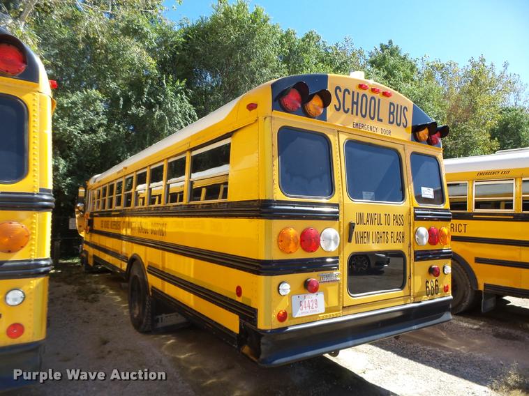 image for item K1467 2004 Freightliner FS65 school bus
