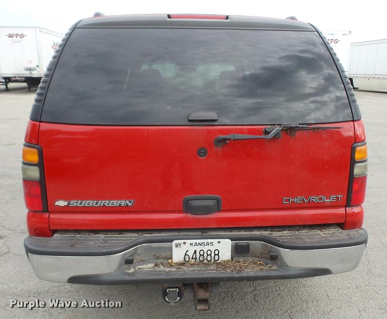 image for item K3575 2005 Chevrolet Suburban 2500 SUV