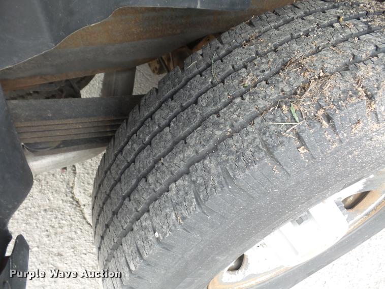 image for item K3575 2005 Chevrolet Suburban 2500 SUV