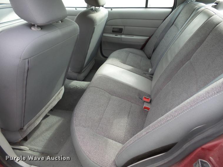 image for item K3576 2003 Ford Crown Victoria Police Interceptor