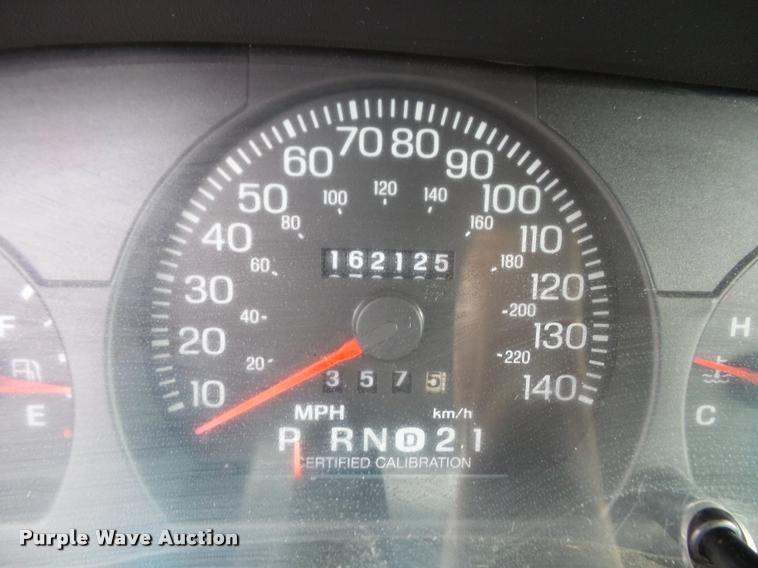 image for item K3576 2003 Ford Crown Victoria Police Interceptor