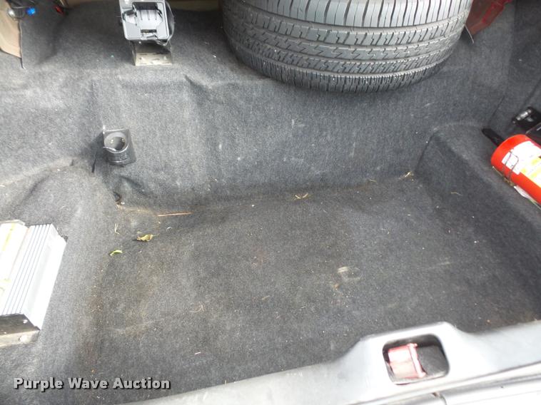 image for item K3576 2003 Ford Crown Victoria Police Interceptor