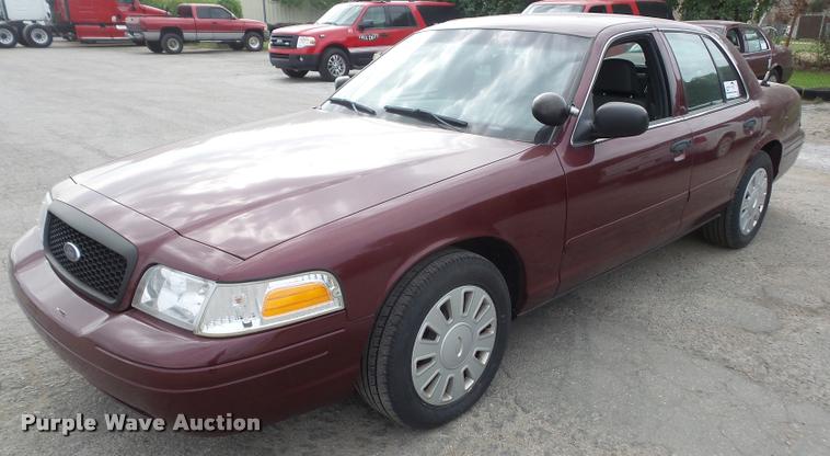 image for item K3577 2007 Ford Crown Victoria Police Interceptor