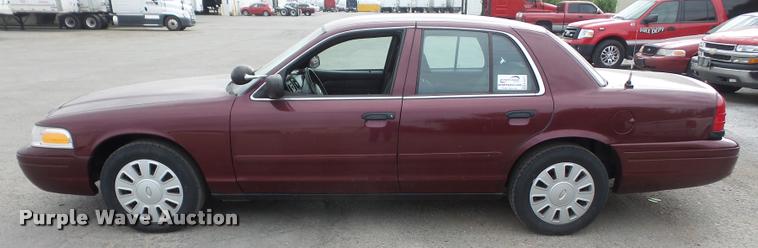 image for item K3577 2007 Ford Crown Victoria Police Interceptor