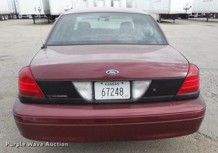 image for item K3577 2007 Ford Crown Victoria Police Interceptor