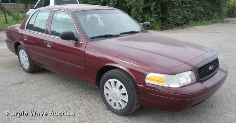 image for item K3577 2007 Ford Crown Victoria Police Interceptor