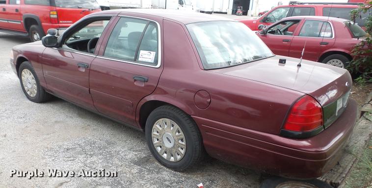 image for item K3578 2005 Ford Crown Victoria Police Interceptor