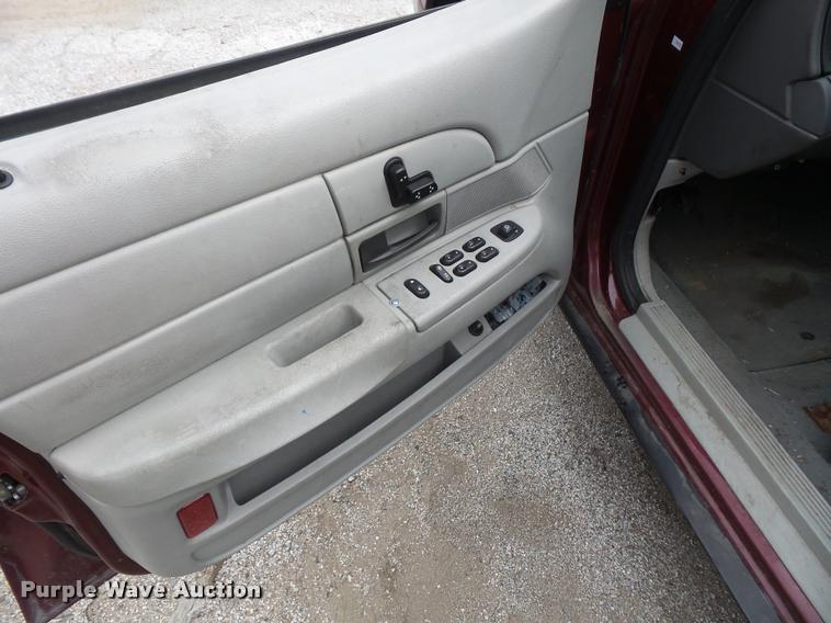 image for item K3578 2005 Ford Crown Victoria Police Interceptor