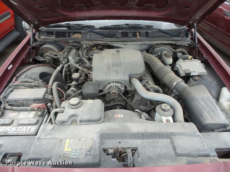 image for item K3578 2005 Ford Crown Victoria Police Interceptor