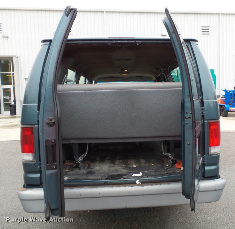 image for item K8135 1997 Ford Club Wagon van