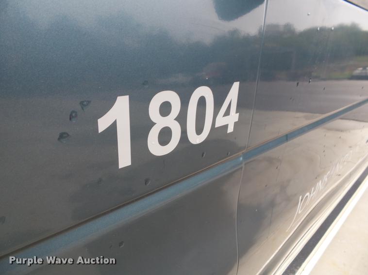 image for item K8135 1997 Ford Club Wagon van