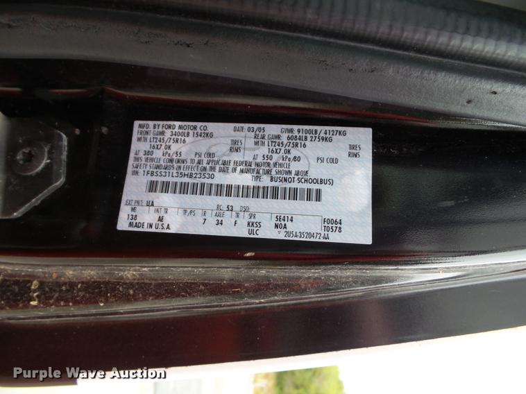 image for item K8151 2005 Ford E350 van