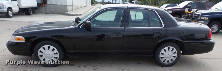 image for item K8152 2006 Ford Crown Victoria Police Interceptor