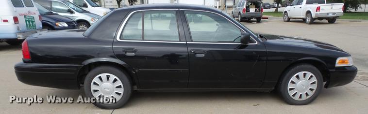 image for item K8152 2006 Ford Crown Victoria Police Interceptor
