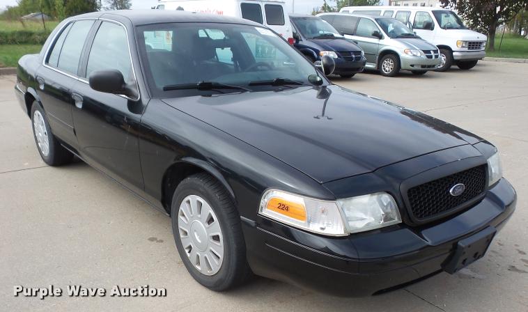 image for item K8152 2006 Ford Crown Victoria Police Interceptor