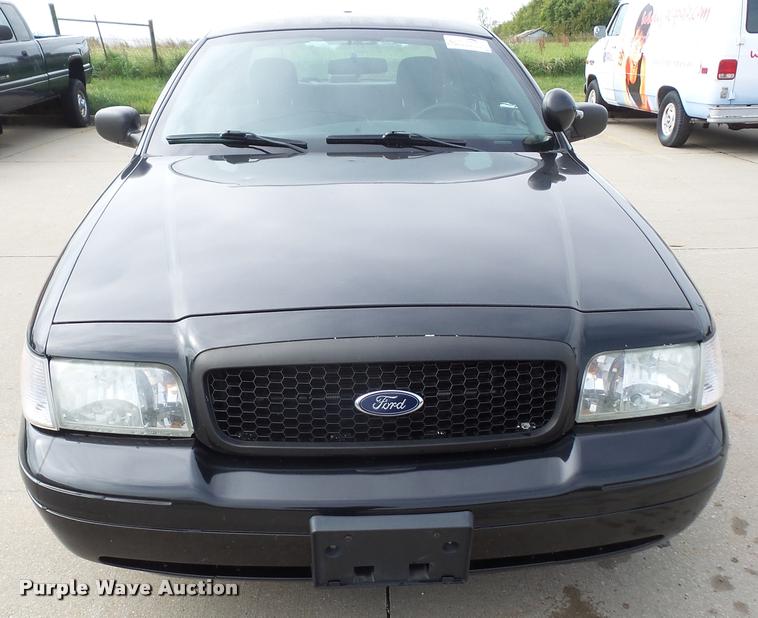 image for item K8152 2006 Ford Crown Victoria Police Interceptor