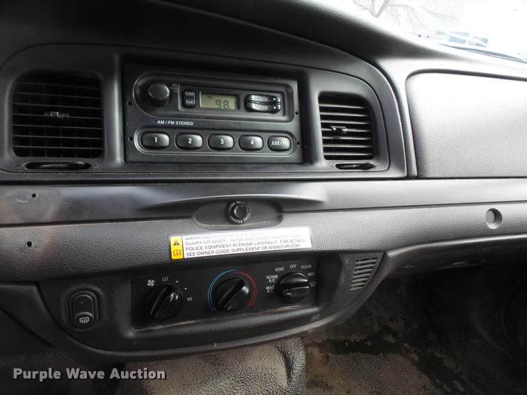 image for item K8152 2006 Ford Crown Victoria Police Interceptor