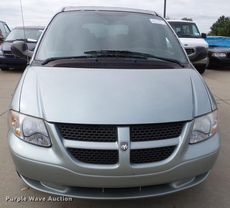 image for item K8156 2004 Dodge Grand Caravan van
