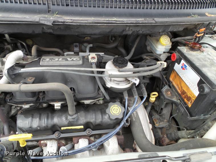 image for item K8156 2004 Dodge Grand Caravan van