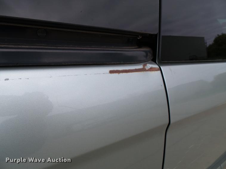 image for item K8156 2004 Dodge Grand Caravan van